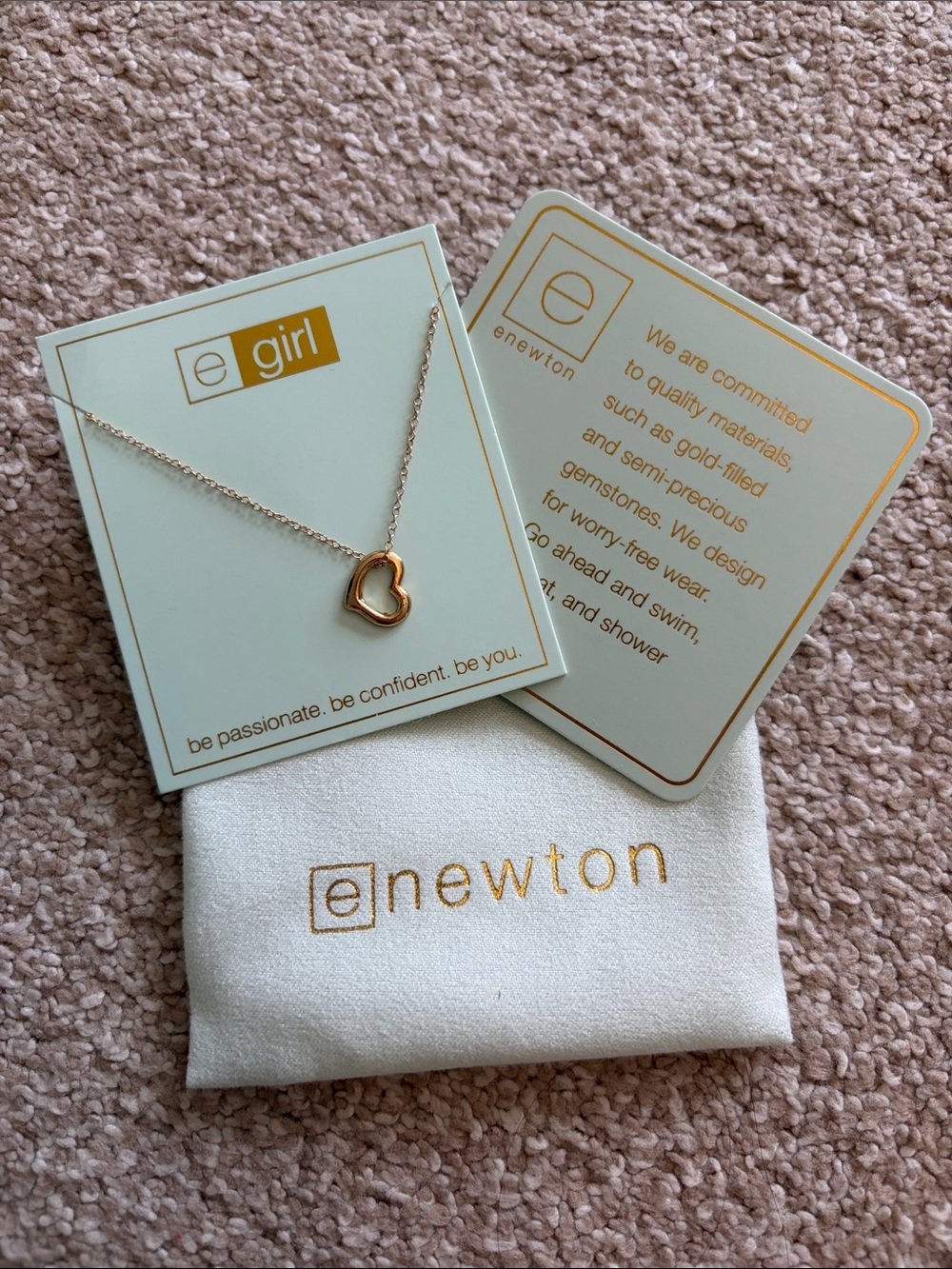 Newton e-girl Open Heart Pendant Necklace - Gold